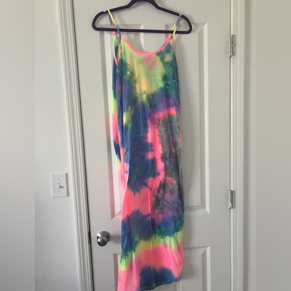 🌸NWOT Shein Tie Dye Maxi Dress🌸